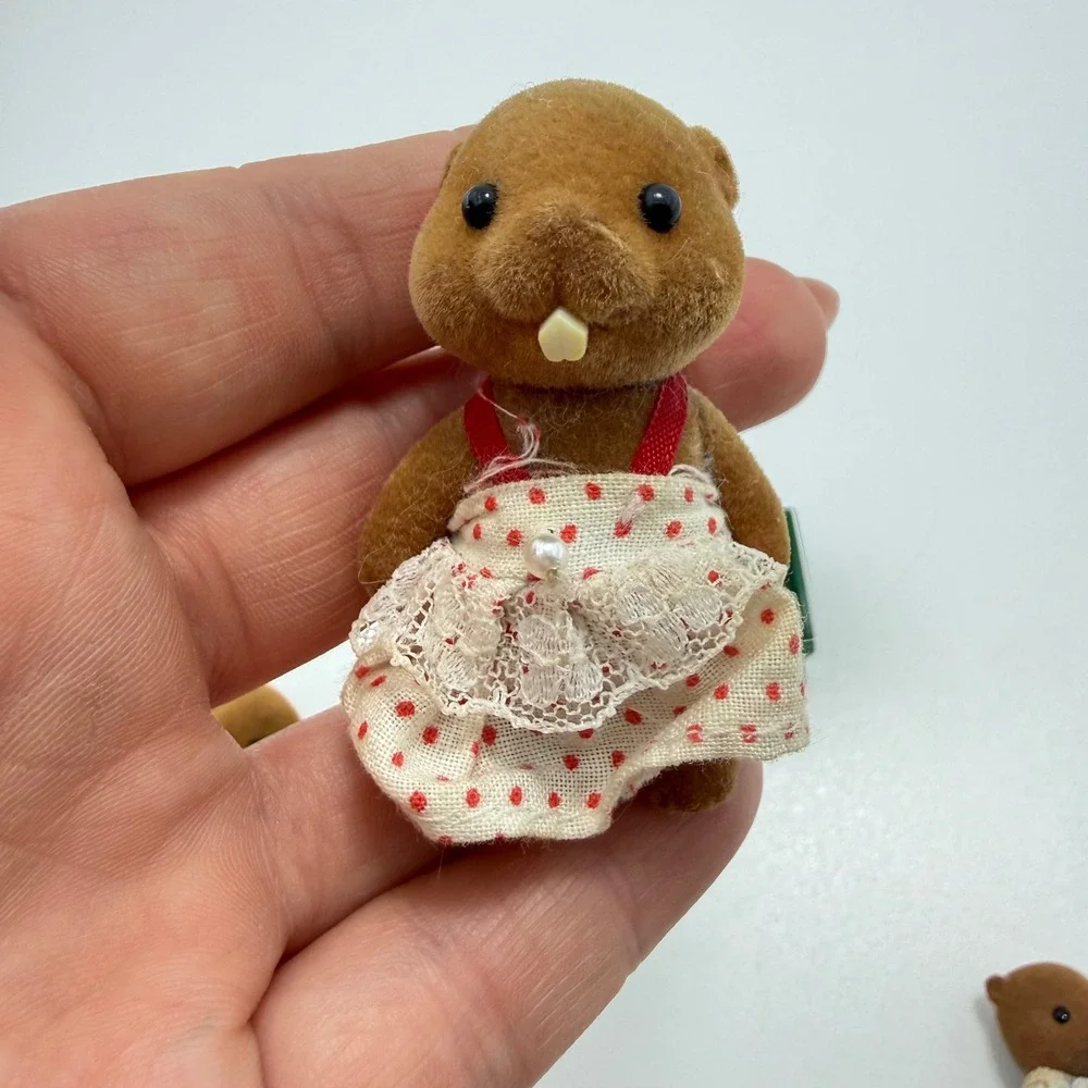 Vintage Sylvanian Families Calico Critters Beaver Family Set of 3 Plus Cradle
